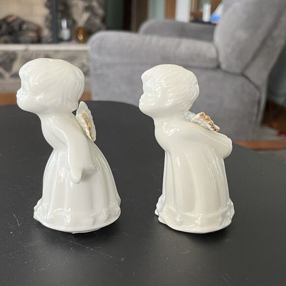 Kissing Angels Porcelain 4" Salt & Pepper Shakers Vint Formalities Baum Brothers - Picture 3 of 8